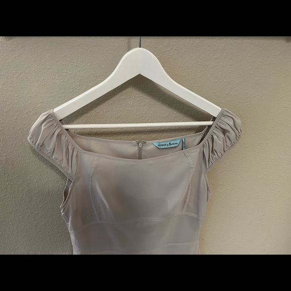 Guess Dress. Size 38 or 6 - Picture 2 of 9